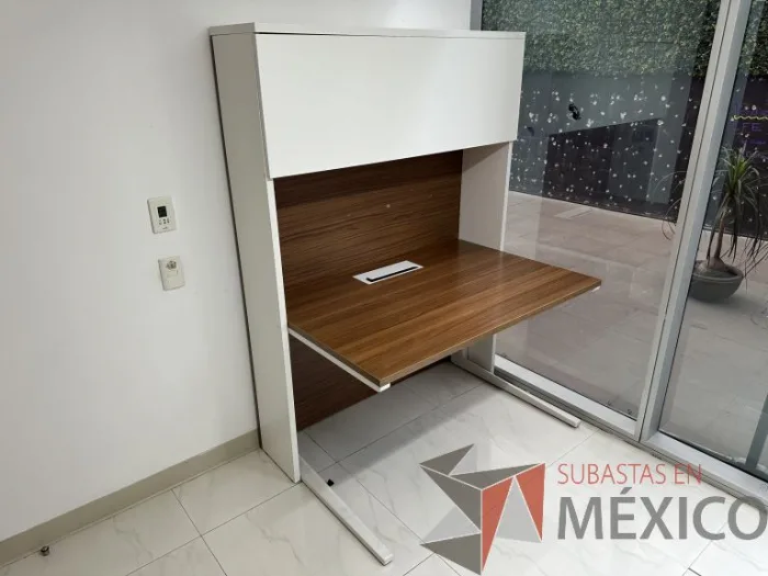 Lote 039 - Estación de trabajo para 1 persona con 1 gaveta y orificios para cable - Imagen 17