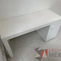 Lote 014 - Escritorio con 1 puerta color blanco - Imagen 4