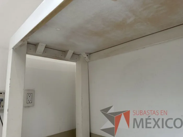 Lote 014 - Escritorio con 1 puerta color blanco - Imagen 6