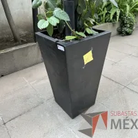 Lote 018 - 3 Macetas color negro - Imagen 3