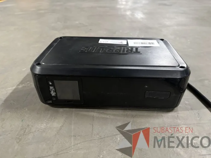 Lote 014 - UPS TRIPPLITE Modelo OMNI900LCD