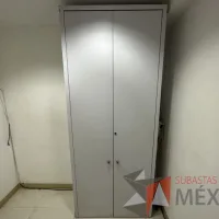 Lote 087 - Gabinete alto con 2 puertas - Imagen 3
