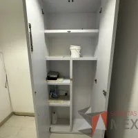 Lote 087 - Gabinete alto con 2 puertas - Imagen 4