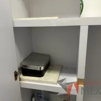 Lote 087 - Gabinete alto con 2 puertas - Imagen 6