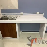 Lote 088 - Mueble con tarja y 2 puertas