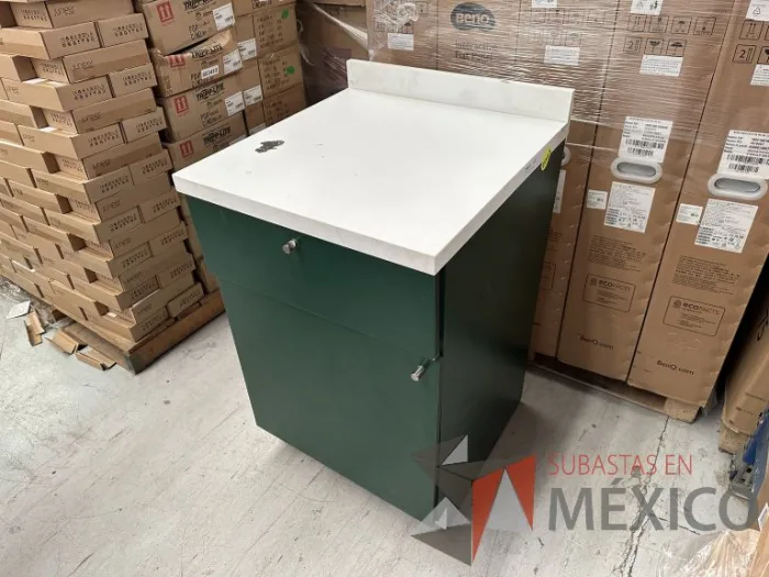 Lote 007 - Mueble con 1 cajón y una puerta color verde - Imagen 3