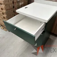 Lote 007 - Mueble con 1 cajón y una puerta color verde - Imagen 6