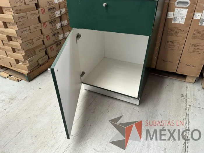 Lote 007 - Mueble con 1 cajón y una puerta color verde - Imagen 7