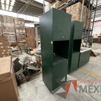 Lote 010 - Gabinete alto con 2 puertas y espacio para microondas - Imagen 4