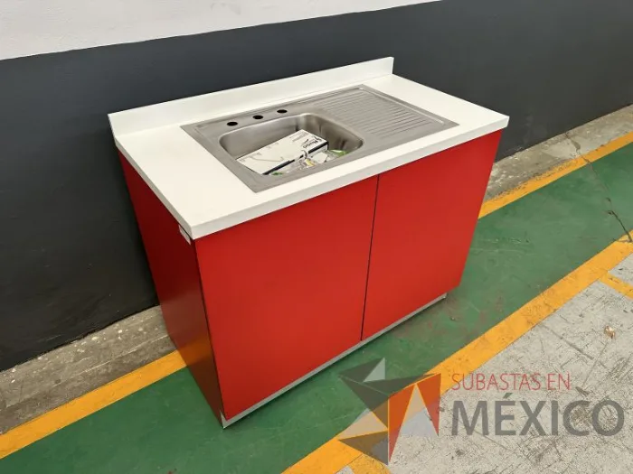 Lote 011 - Mueble con tarja de acero inoxidable con llaves - Imagen 4
