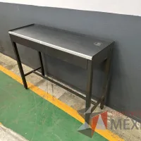 Lote 014 - Mesa de trabajo metálica color negro - Imagen 3