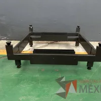 Lote 004 - Gabinete alto y 5 kits ajuste de altura - Imagen 15