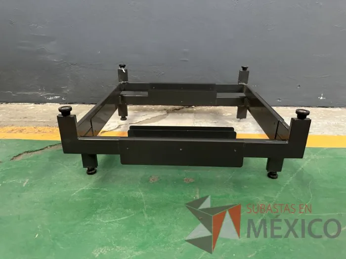 Lote 004 - Gabinete alto y 5 kits ajuste de altura - Imagen 15