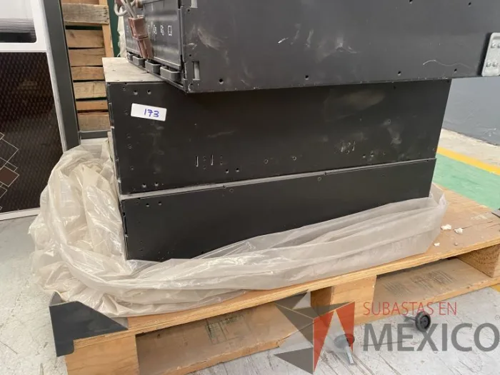 Lote 165 - 4 UPS, Modelo: SRT10KRMT-F. - Imagen 3