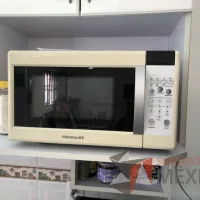 Lote 039 - Horno de microondas, FRIGIDAIRE, Modelo: FMX071D1PWM
