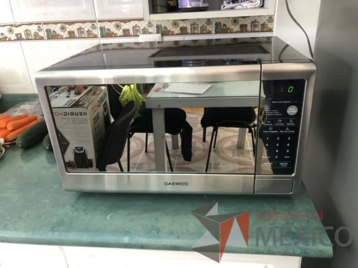 Lote 040 - Horno de microondas , DAEWOO, Modelo: KOR-1NGM