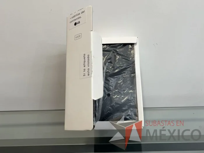 Lote 080 - 5 Teléfonos celulares diversas marcas y modelos - Imagen 6