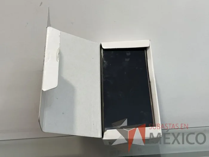 Lote 155 - 6 Teléfonos celulares diversas marcas y modelos - Imagen 11