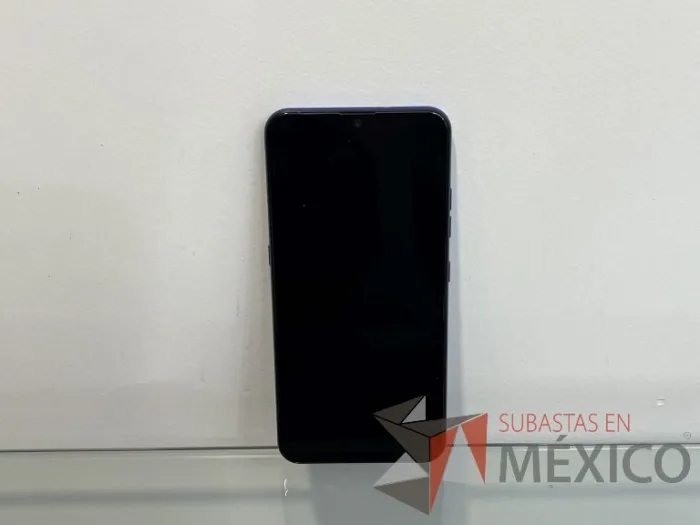 Lote 155 - 6 Teléfonos celulares diversas marcas y modelos - Imagen 12