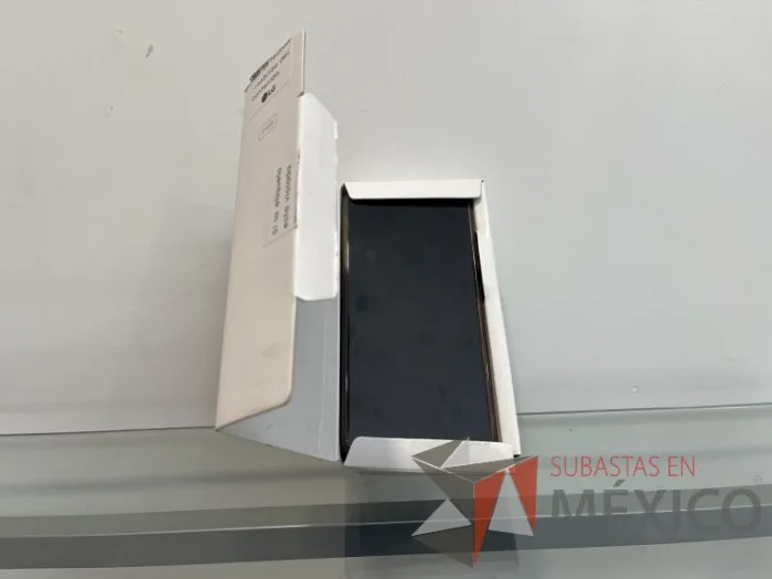 Lote 155 - 6 Teléfonos celulares diversas marcas y modelos - Imagen 20