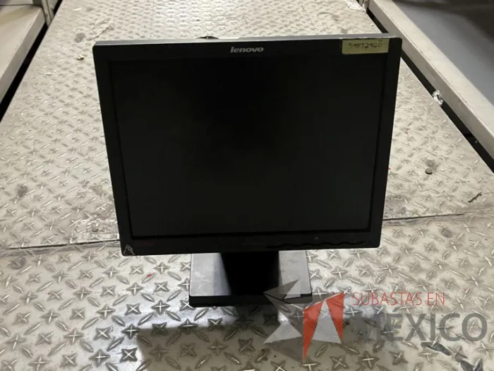 Lote 001 - 39 Monitores - Imagen 3