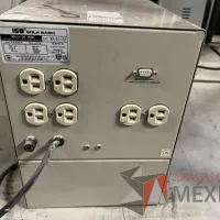 Lote 020 - 4 Reguladores de voltaje, 5 UPS y 1 Banco de baterias - Imagen 10