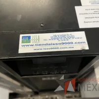 Lote 020 - 4 Reguladores de voltaje, 5 UPS y 1 Banco de baterias - Imagen 33