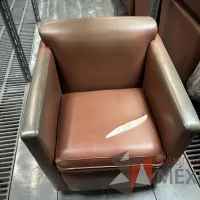 Lote 011 - 227 Sillón de 1 plaza color café - Imagen 15