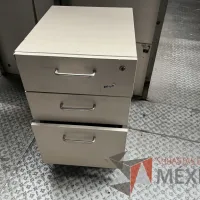 Lote 006 - 34 Archiveros de diferentes modelos, 5 Gabinetes y 4 Credenzas - Imagen 10