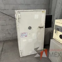 Lote 005 - 6 Cajas fuertes de diferentes modelos y Puerta blindada - Imagen 24