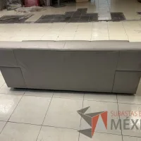 Lote 047 - 7 Sillones de 3 plazas de diferentes modelos y 2 Bancas de espera de 3 plazas - Imagen 4