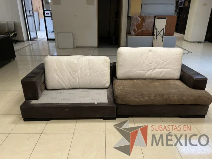 Lote 047 - 7 Sillones de 3 plazas de diferentes modelos y 2 Bancas de espera de 3 plazas - Imagen 22