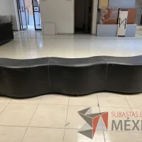 Lote 047 - 7 Sillones de 3 plazas de diferentes modelos y 2 Bancas de espera de 3 plazas - Imagen 25