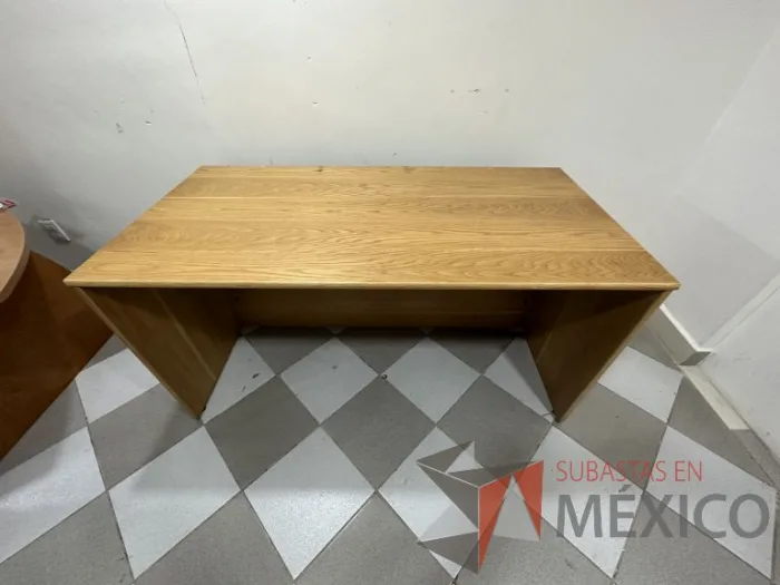 Lote 017 - Escritorio rectangular color madera - Imagen 6