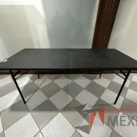 Lote 028 - Mesa plegable color negro