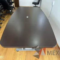 Lote 029 - Mesa de sala de juntas para 10 personas, con orificio para cable, divida en 3 partes la cubierta - Imagen 9