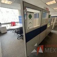 Lote 051 - Estación de trabajo para 8 personas de mampara alta - Imagen 5