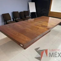 Lote 001 - Mesa de sala de juntas para 10 personas con orificio para conexiones - Imagen 2