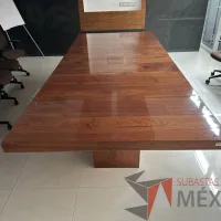 Lote 001 - Mesa de sala de juntas para 10 personas con orificio para conexiones - Imagen 16