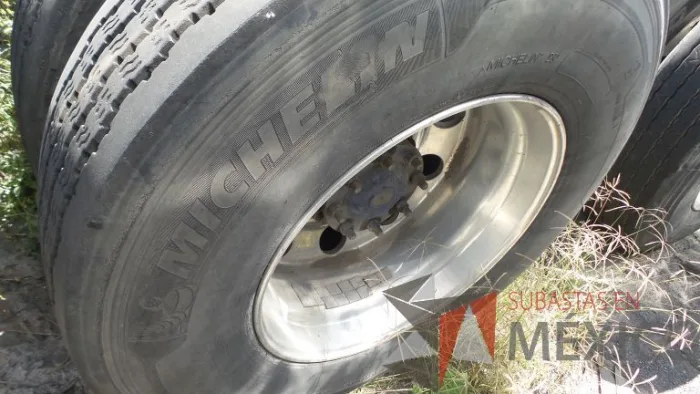Lote 011 - International 7400 SBA 6X4, Año 2019 - Imagen 16