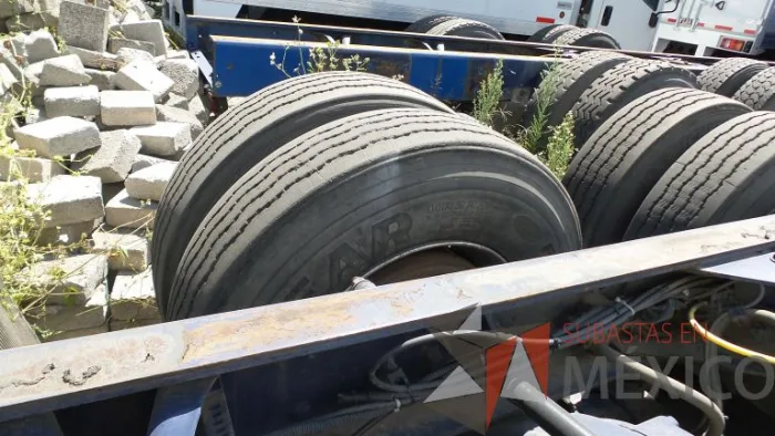 Lote 011 - International 7400 SBA 6X4, Año 2019 - Imagen 23