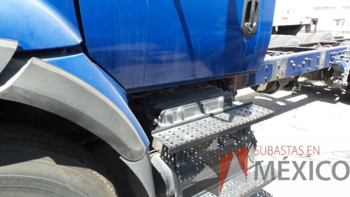 Lote 011 - International 7400 SBA 6X4, Año 2019 - Imagen 7