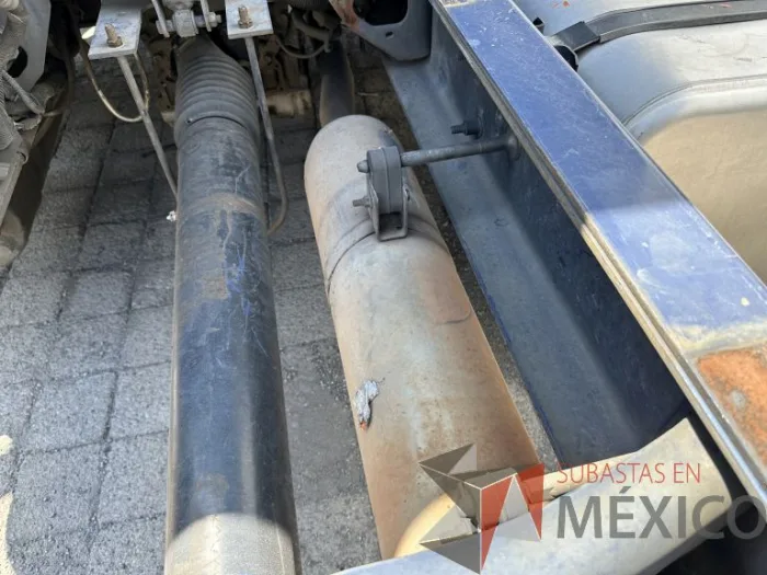 Lote 011 - International 7400 SBA 6X4, Año 2019 - Imagen 85