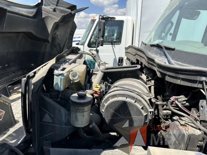 Lote 011 - International 7400 SBA 6X4, Año 2019 - Imagen 111