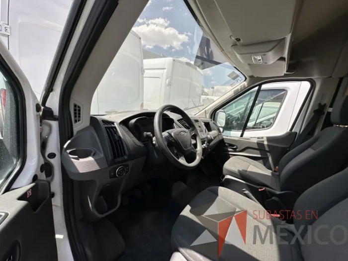 Lote 018 - Ford Transit Jumbo 2020 - Imagen 15