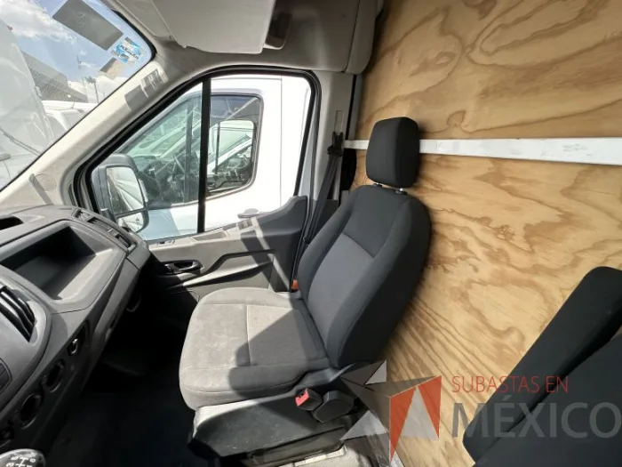 Lote 018 - Ford Transit Jumbo 2020 - Imagen 17
