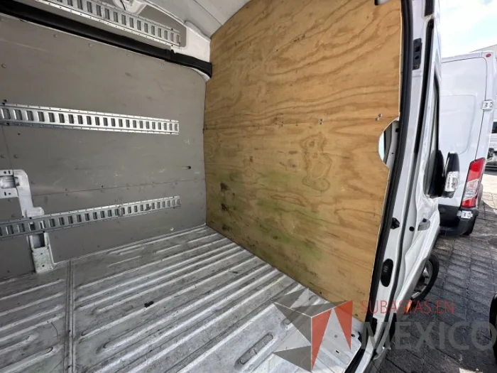 Lote 022 - Ford Transit Jumbo 2020 - Imagen 46