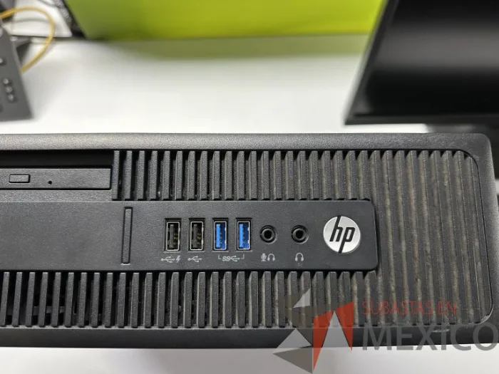 Lote 112 - Computadora de Escritorio de Alto Rendimiento marca HP EliteDesk 705 G3 SFF con 16 GB RAM, 500 GB Disco Duro y Monitor HP de 24" de alta resolución V244h - Imagen 3