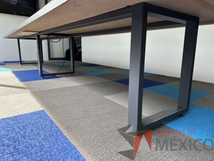 Lote 001 - Mesa de sala de juntas para 14 personas - Imagen 10
