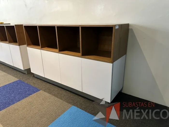 Lote 004 - 14 Credenzas  con 4 puertas y 4 espacios - Imagen 6